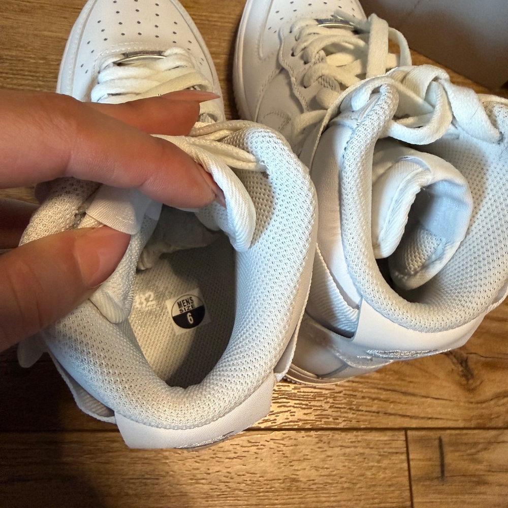 Nike Air Force 1 - Picture 6 of 14